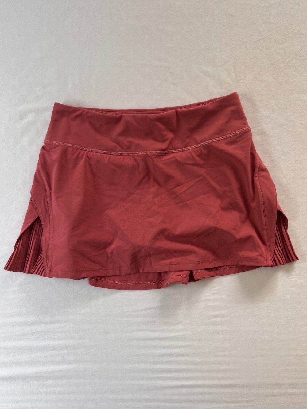 Lululemon Play Off the Pleats Skirt - Cherry Tint - 4 - EUC!